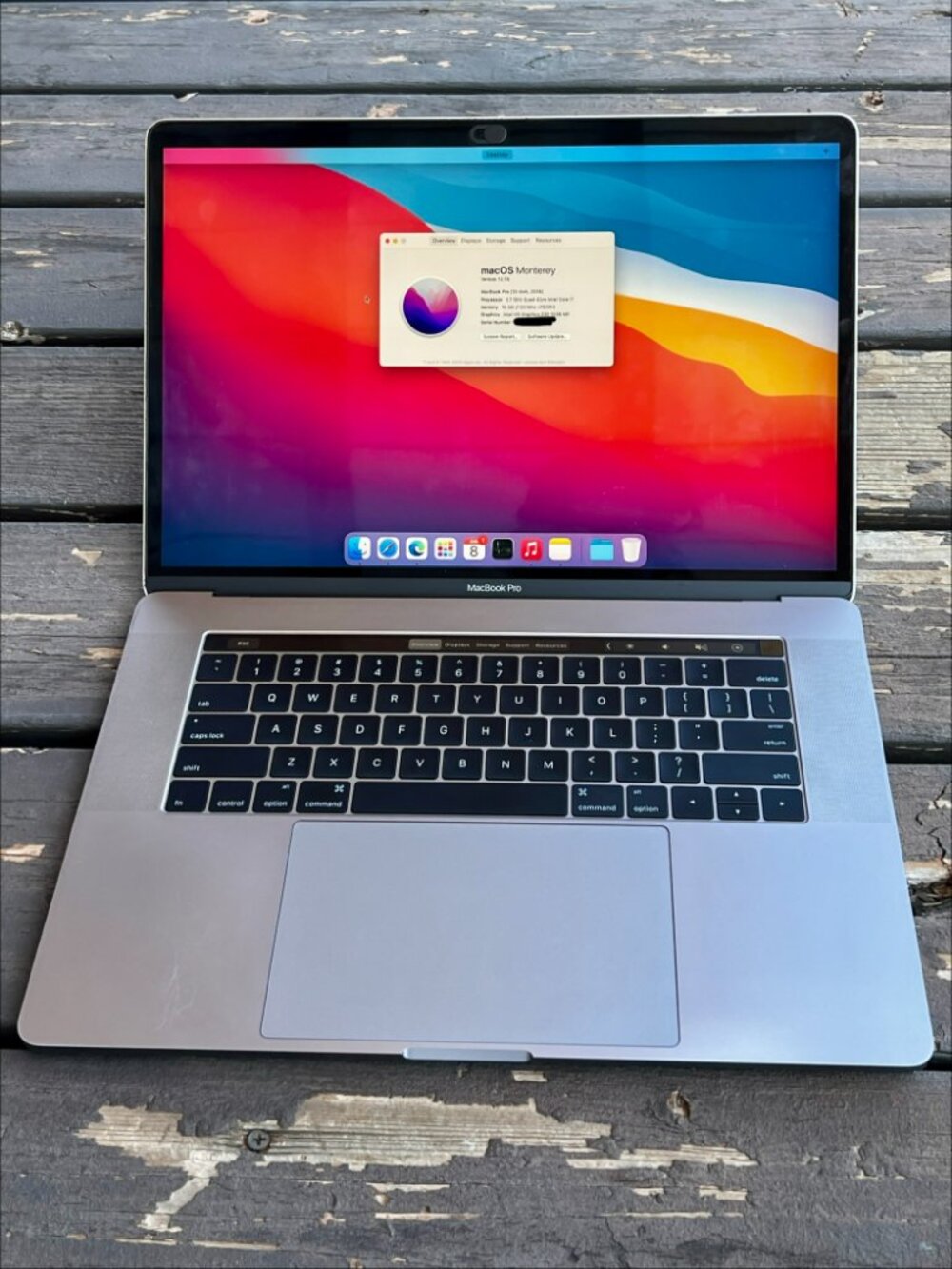 2016 Apple MacBook Pro 15'' Core i7 16GB RAM 512GB SSD A1707 Touch Bar Gray